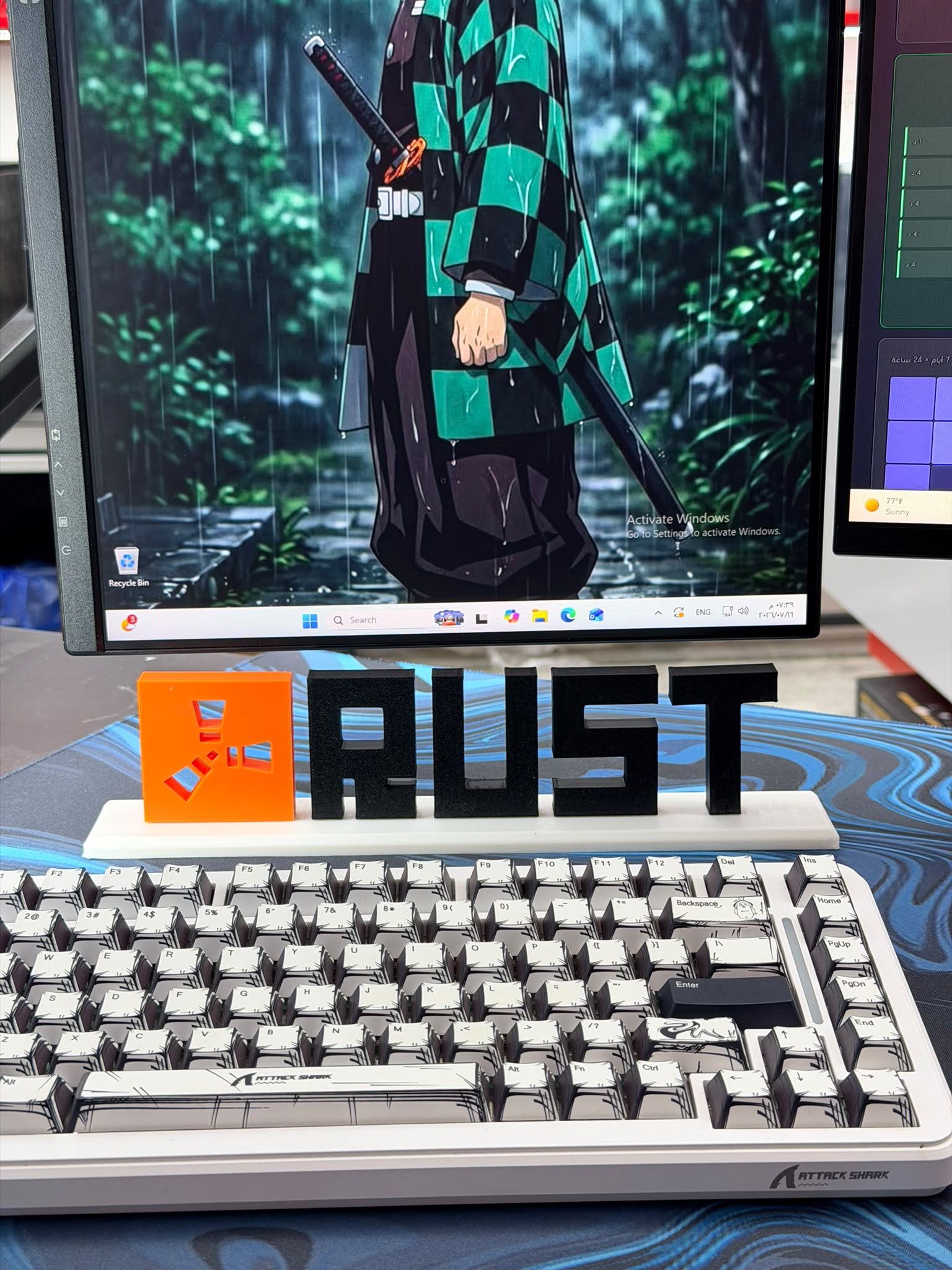 كلمة ولوجو لعبة Rust